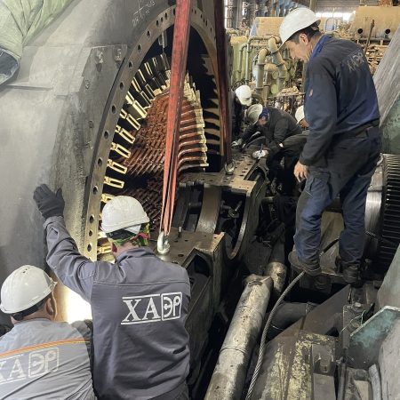 Демонтаж нижньої половини зовнішнього щита
