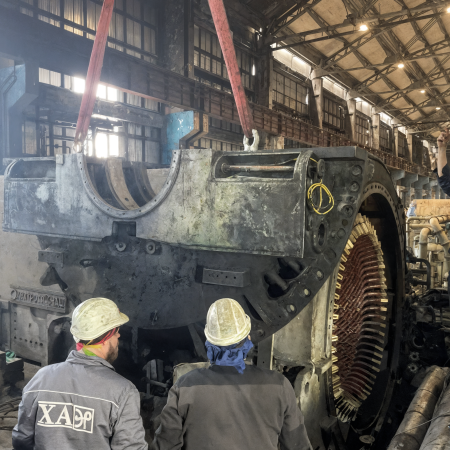 Демонтаж нижньої половини зовнішнього щита